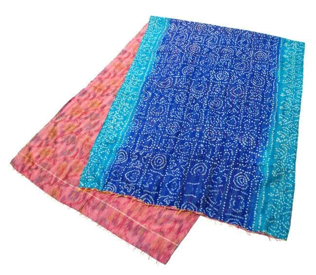 【1点物】インドのカンタ刺繍ショール (220cm×84cm) 10 - 半分に折ってみました。その日の気分で両面お楽しみ頂けます。