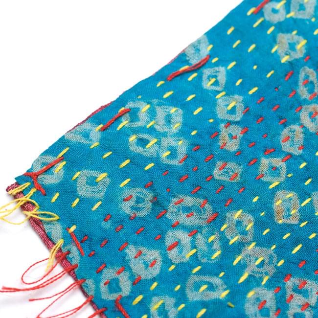 【1点物】インドのカンタ刺繍ショール (220cm×84cm) 4 - 端部分をアップにしてみました。まつり縫いがそのままになっている箇所もあります。
