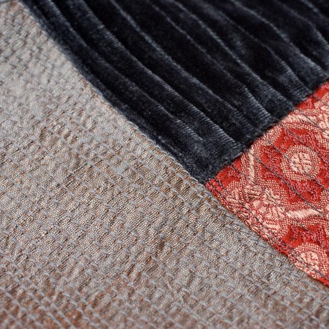 【1点物・インド最高級品】インドのカンタ刺繍ストール 12 - 他の部分をアップにしてみました。