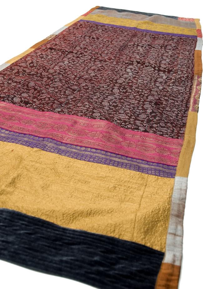 【1点物・インド最高級品】インドのカンタ刺繍ストール 6 - 角度を変えて撮ってみました。