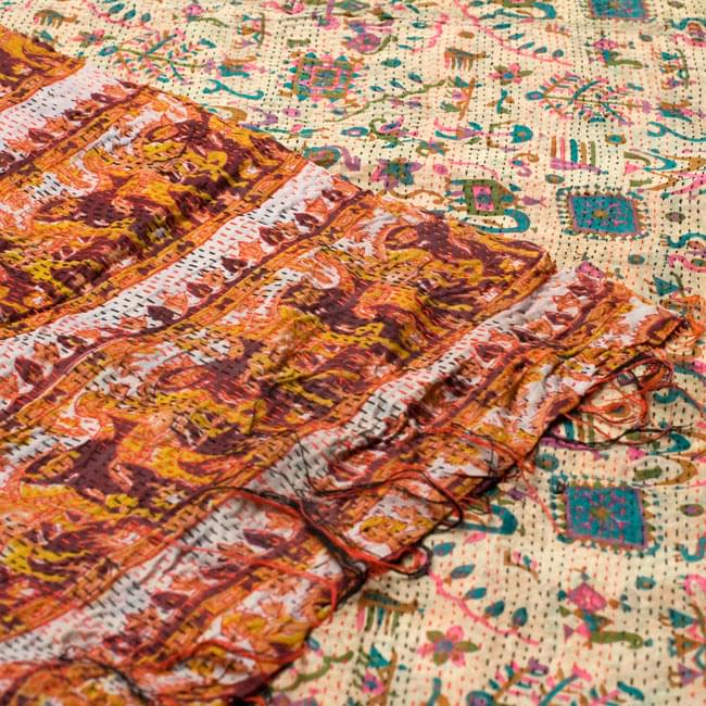 【1点物】インドのカンタ刺繍ショール (180cm×80cm) 6 - 反対面を折り返してみました。リバーシブルでお楽しみ頂けます。
