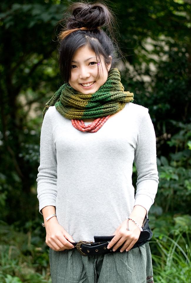 カラフルボーダーレトロマフラー 【カーキ系】 の通販