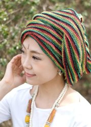 何通りも楽しめる！魔法のスヌード　【ラスタ】の商品写真