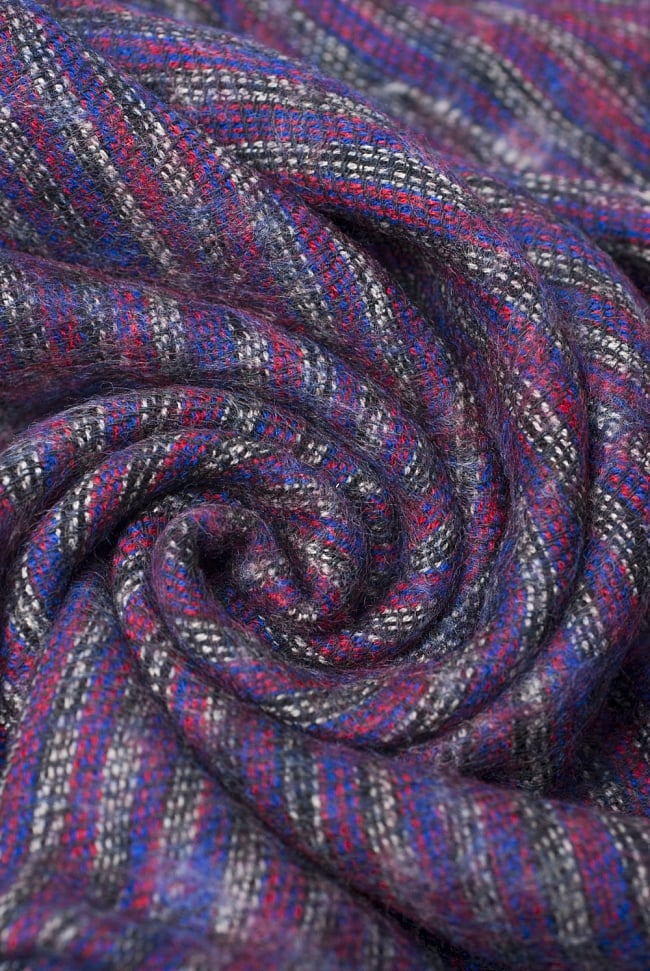 ふんわり起毛のライトスヌード - ダークプライマル 3 - シックな色合いが素敵ですね。