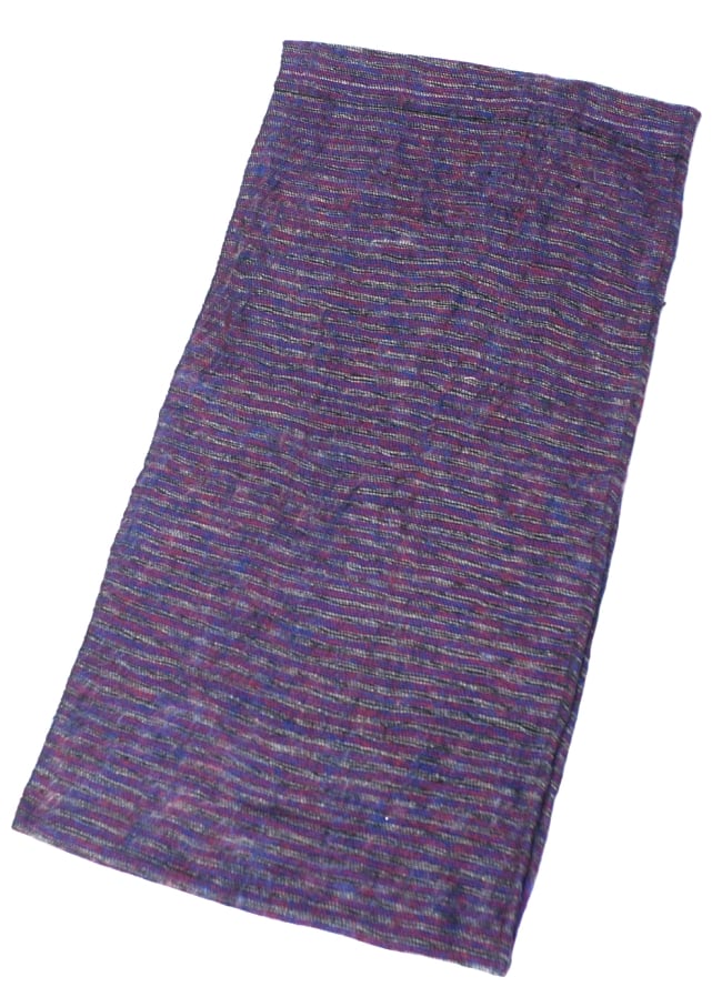 ふんわり起毛のライトスヌード - ダークプライマルの写真