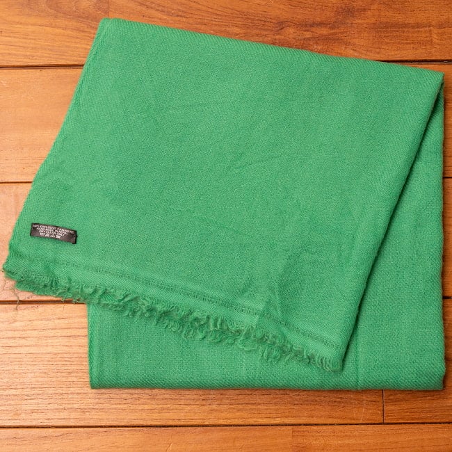パシュミナ　カシミア100% 大判手織りストール - グリーン 4 - 保温性にも優れているので肌寒い季節も心地よく過ごすことができます