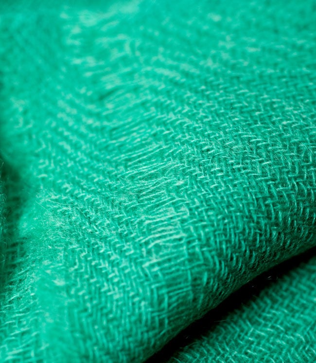 パシュミナ　カシミア100% 大判手織りストール - ターコイズ 3 - 拡大写真です。とても丁寧に織られています。