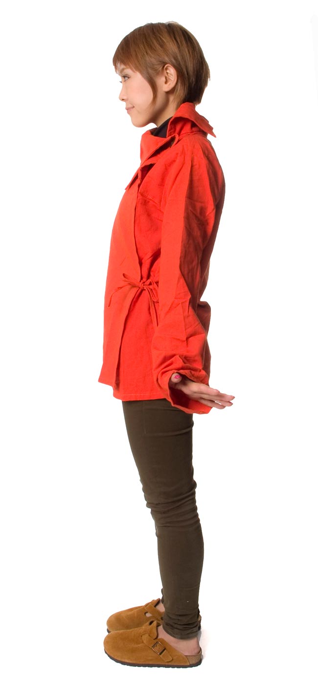 ウッドボタンのカシュクールジャケット 【オレンジ】 3 - 横から見るとこんな感じです。