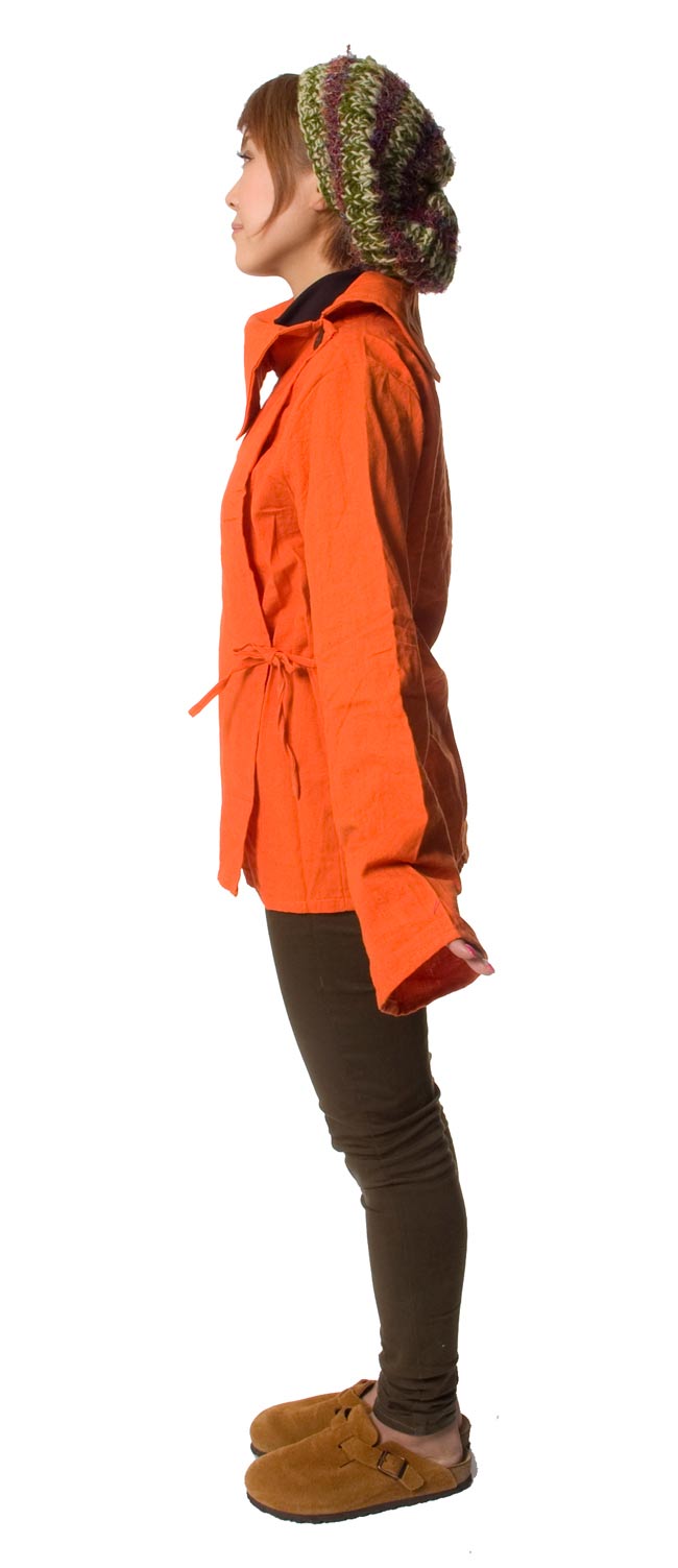 ウッドボタンのカシュクールジャケット 【ライトオレンジ】 3 - 横から見るとこんな感じです。