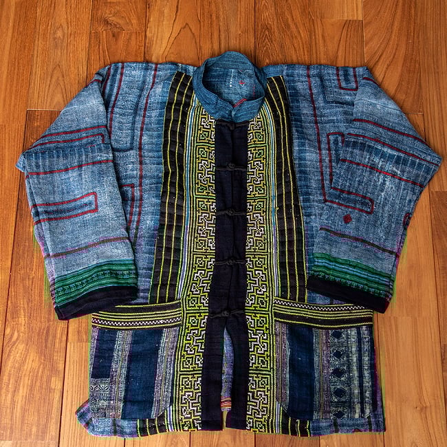 【一点物】黒モン族の藍染刺繍ジャケットの写真
