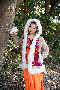 【1点もの】　パシュトゥーン人のムートンコート　フード付き　羊毛100％ - サブ2