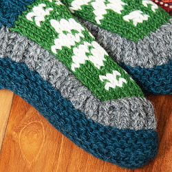 インナーフリースが暖かい！手編みウールン・ルームシューズ　ルームソックス　靴下 - サブ5