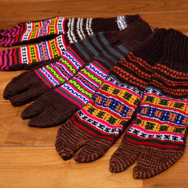 足元を優しく彩る マナリの靴下 - 足袋 11 - 4：ダークブラウン