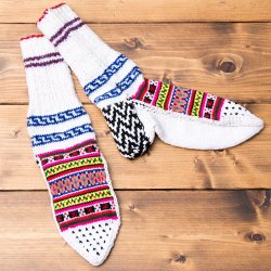 足元を優しく彩る マナリの靴下 - ウール&アクリル - サブ2