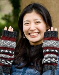 ウールン・アームウォーマー　【ボンボン付ボーダー】の商品写真