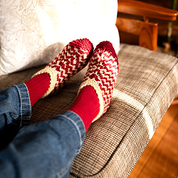 おばあちゃんの手編み 懐かしいデザイン マナリの靴下  - サブ3
