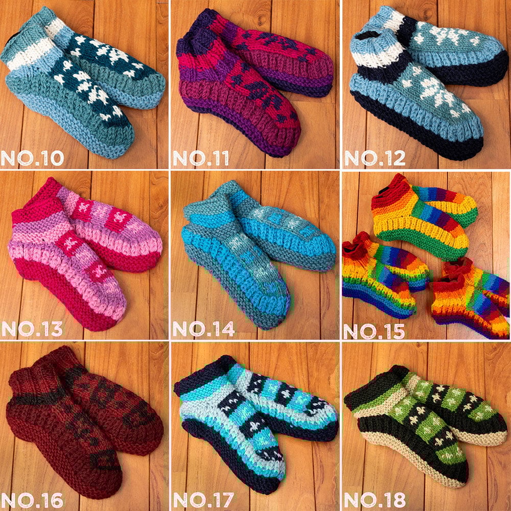 インナーフリースが暖かい！手編みウールン・ルームシューズ　ルームソックス　靴下2枚目の下部説明写真です