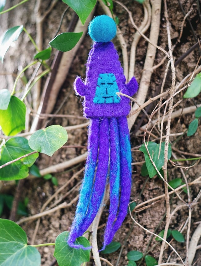 ニヒルないか? - パープルの写真