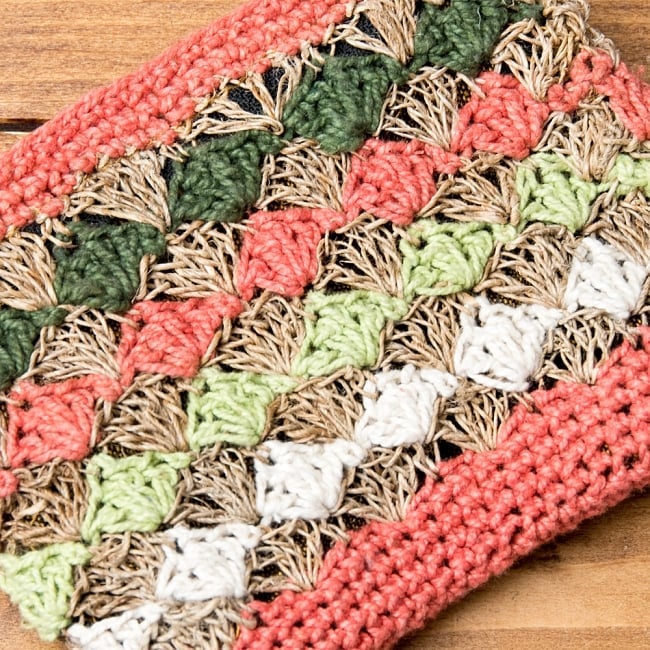 ヘンプとコットンのミニポーチ 2 - 生地を拡大してみました。ハンドメイドの優しい風合いです。