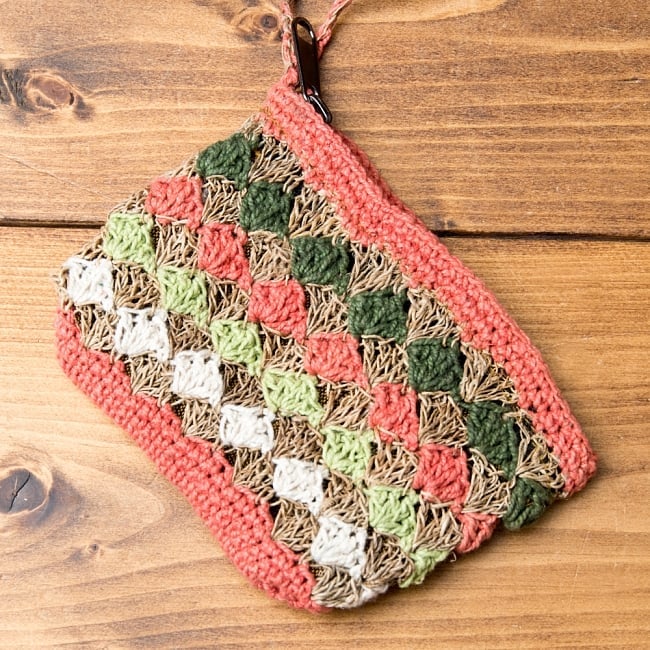 ヘンプとコットンのミニポーチ 3 - 裏面の写真です。裏もきちんと柄があります。