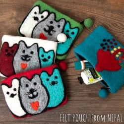 フェルトのスクエアポーチ