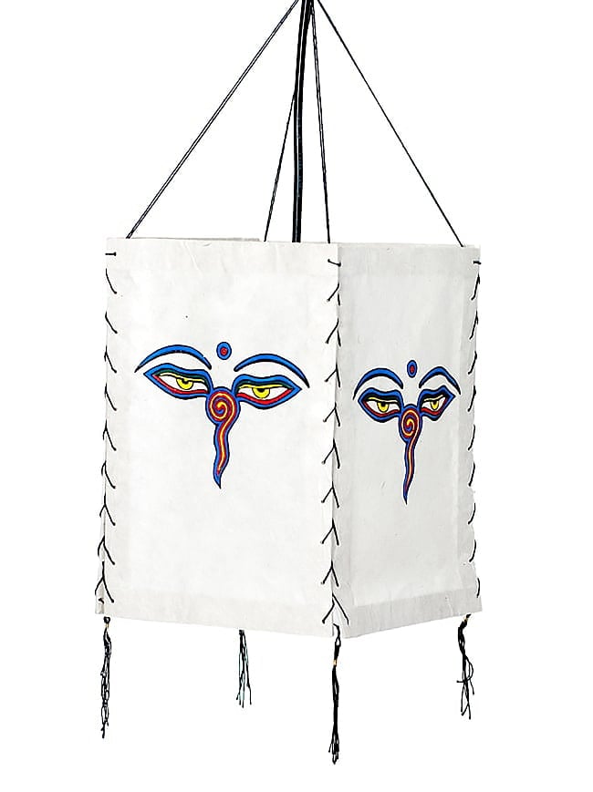 ロクタ紙ブッダアイ柄ランプシェード（4面タイプ） 5 - 明るいところで見てみました。