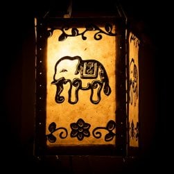 [大感謝祭セール]ロクタ紙ランプシェード【象】（4面タイプ）