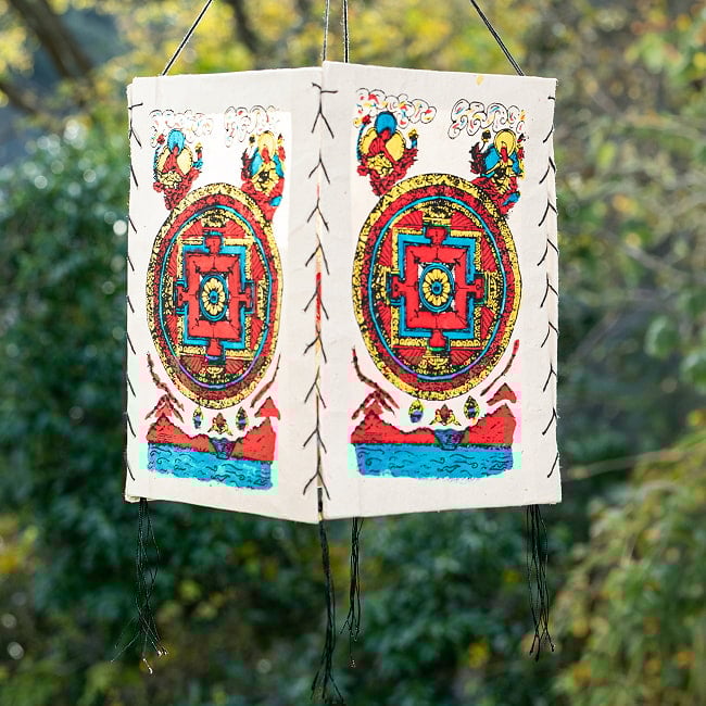 ロクタ紙 -四面ランプシェード 2 - 吊るすだけでもオシャレです。