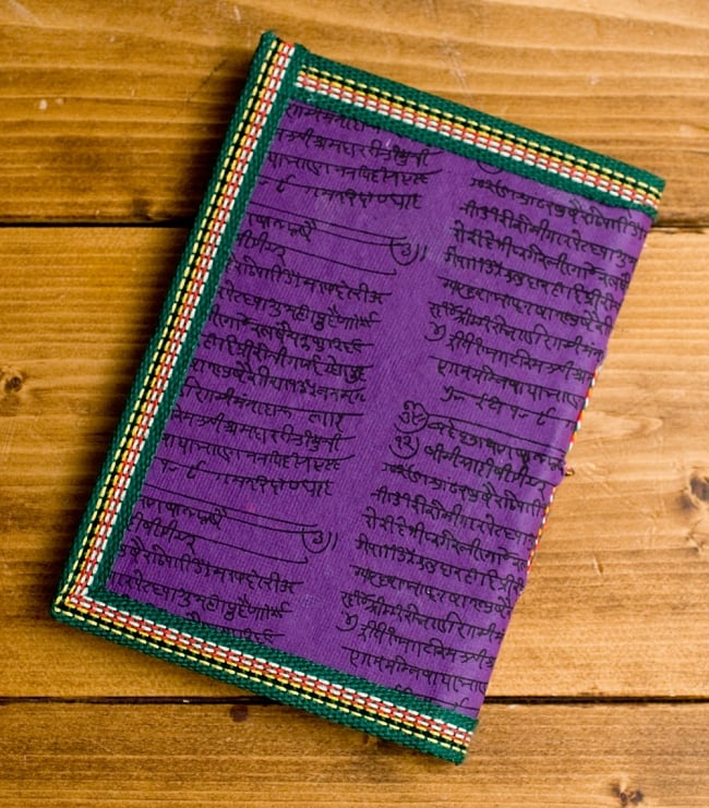 〈12.5cm×8.5cm〉【各色アソート】インドの神様柄紙メモ帳 - ブッダ 2 - 裏面の写真です