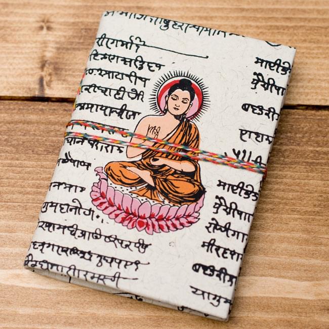 〈10cm×7.5cm〉インドの神様柄紙メモ帳 - ブッダの写真