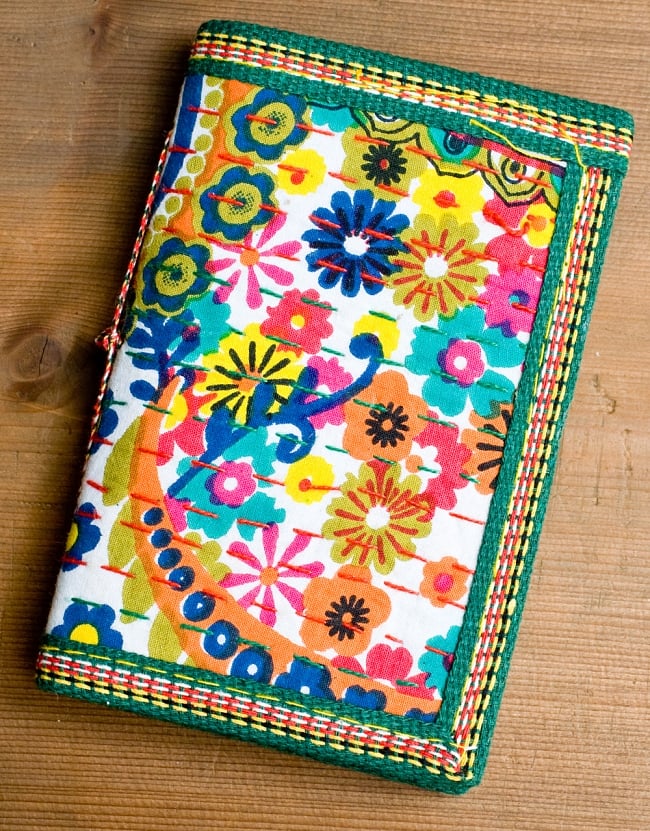 カンタ刺繍の手造りノート（アソート）　たて15cmx横10cmの写真メモ帳,インド,刺繍,ノート,ハンドメイド