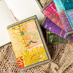 ラジャスタン刺繍 パッチワークノート〔17.5cm×12.5cm〕の商品写真