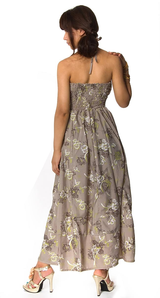 オールドサリーマキシワンピース - グレー・黒系 2 - ホルダーネックです。