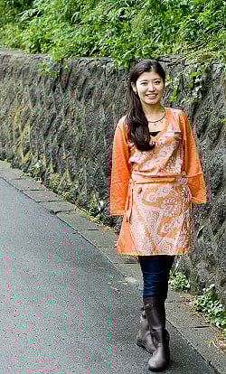 スリット入りで動きやすい！長袖サイドスリットチュニック  - サブ4