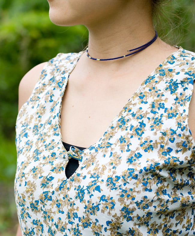 リバーシブル・オールドサリーチュニック 【ブルー系】 6 - 胸元はVネックですっきり!