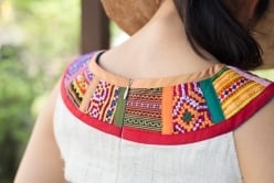 【1点もの・CHULA】モン族刺繍のワンピース ジュート生地 - サブ5