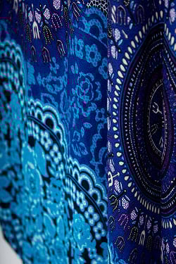 マンダラプリントの半そでラウンドワンピース - サブ5