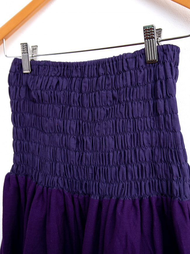 カッチ地方のトライバル刺繍 2WAYスカート パープル 3 - 胸元・ウエスト部分はこのようにゴムなのでフリーサイズでお楽しみいただけます。
