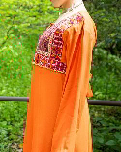 【全て1点もの】　パシュトゥーン族の伝統衣装　カミーズドレス ロング　【オレンジ】 - サブ4