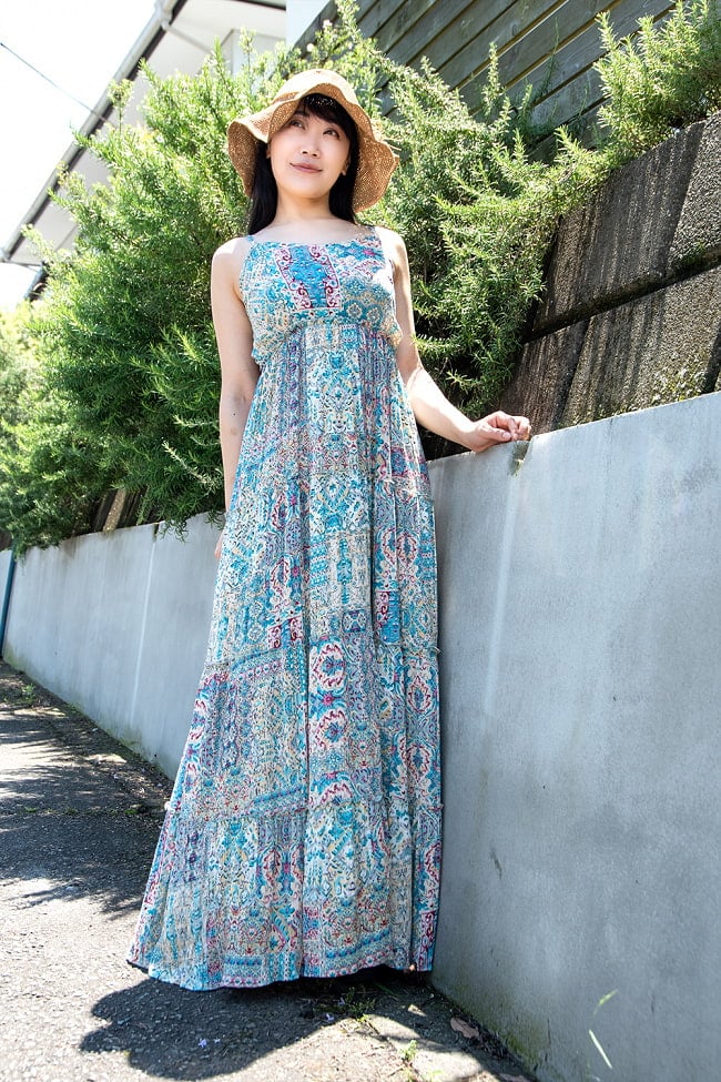 マキシ丈のパステルプリントのプリーツドレス 3 - 身長162cmの着用例です。マキシ丈が可愛い