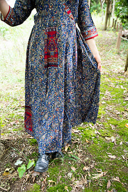 シルエットが美しい アンティークサリーのラップワンピース - サブ5