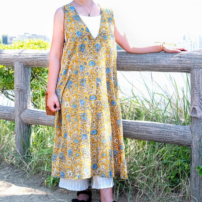 木版染が美しい ゆるりAラインワンピース 4 - 身長157cmの着用例です。