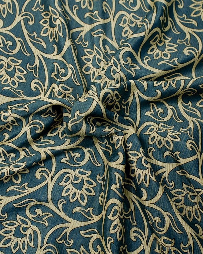 リバーシブル サリー生地タイパンツ 【黒・グレー系】 5 - 柔らかい素材なので、とても履きやすいです。