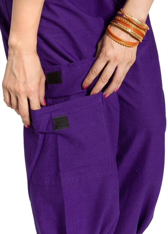 6ポケットコットンパンツ -　紫 3 - 大きなポケットが便利ですね。