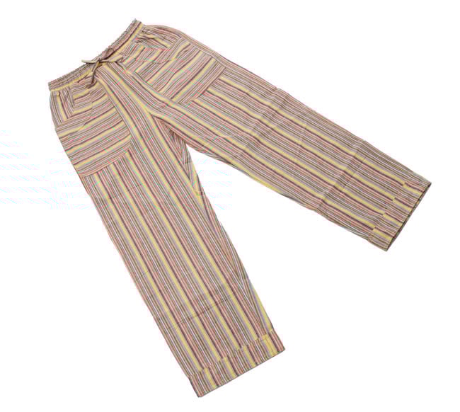 コットンストライプパンツ 【赤紫系】の商品写真 13枚目 広げるとこんな形をしています。