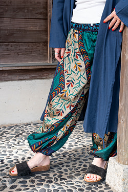 アンティークサリーのリバーシブル2WAYワイドパンツ - サブ3