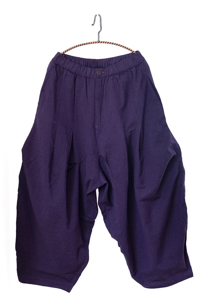 ゆるっとまあるいシルエットが可愛い シンプルコットンのサーカスパンツの選択用写真