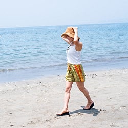 軽い着心地がクセになる アンティークサリーのショートパンツ - サブ2