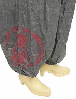 ブッダプリント・リヴタイパンツ 2 - プリント部分。神様は色々です。選択してご注文ください