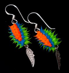 ブラックライトで光る！　サイケデリック・ピアス - の商品写真